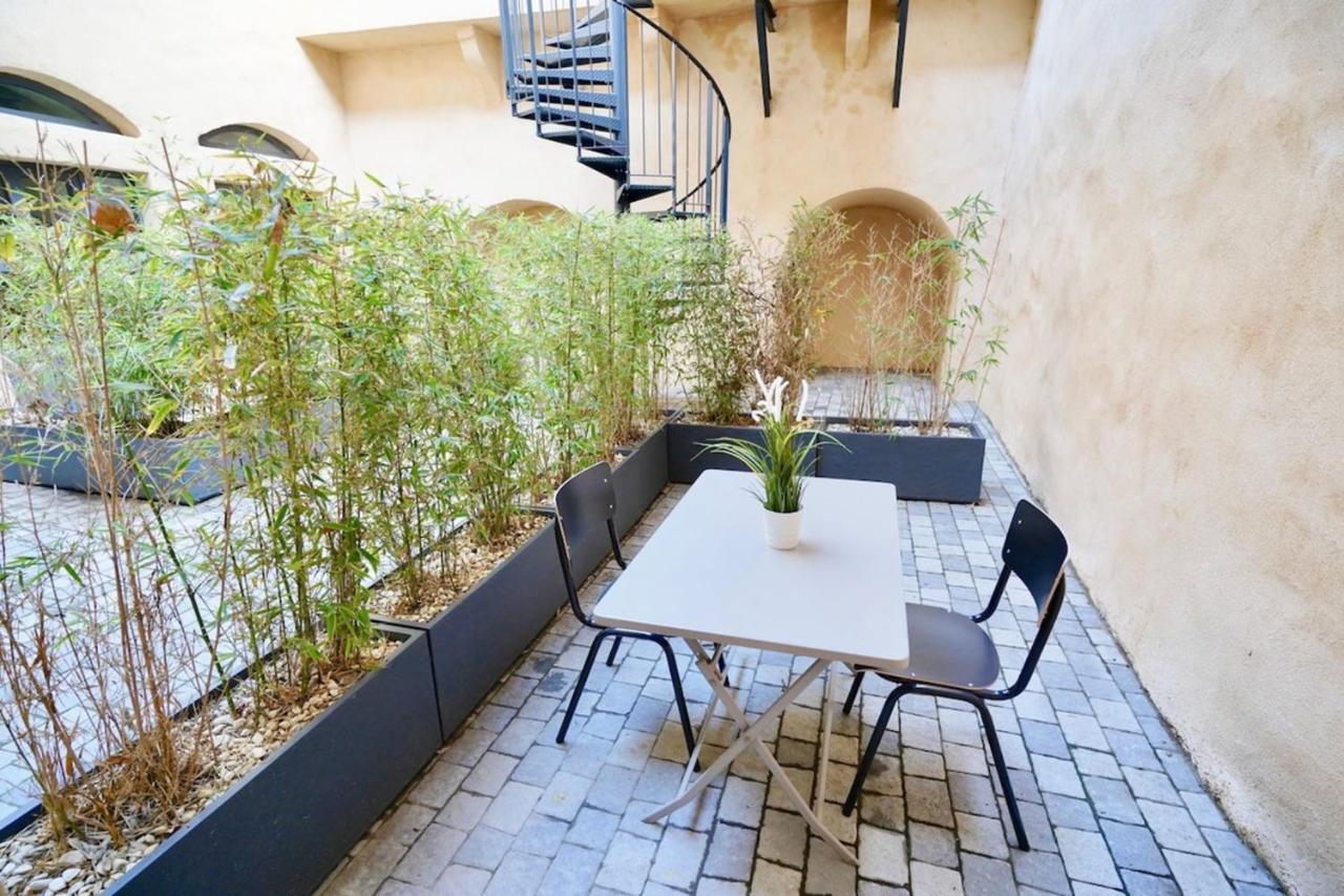 Le Chana - Unique For 3 Guests - Terrace - St Paul Lyon Buitenkant foto